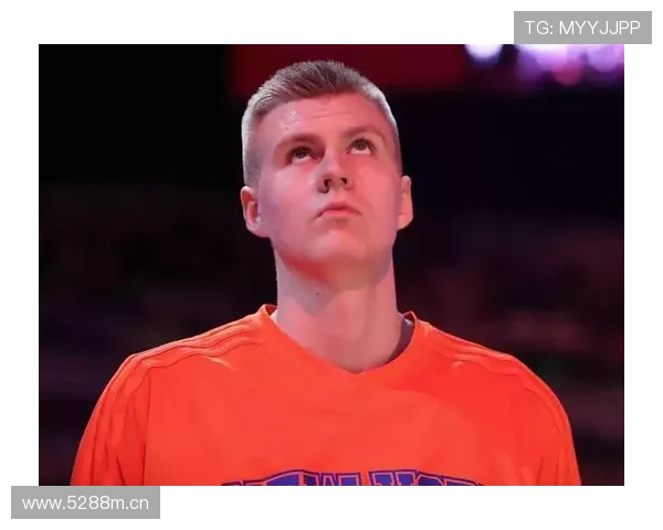 卡里姆·阿布杜尔-贾巴尔多样进攻手段提升内线得分效率明显